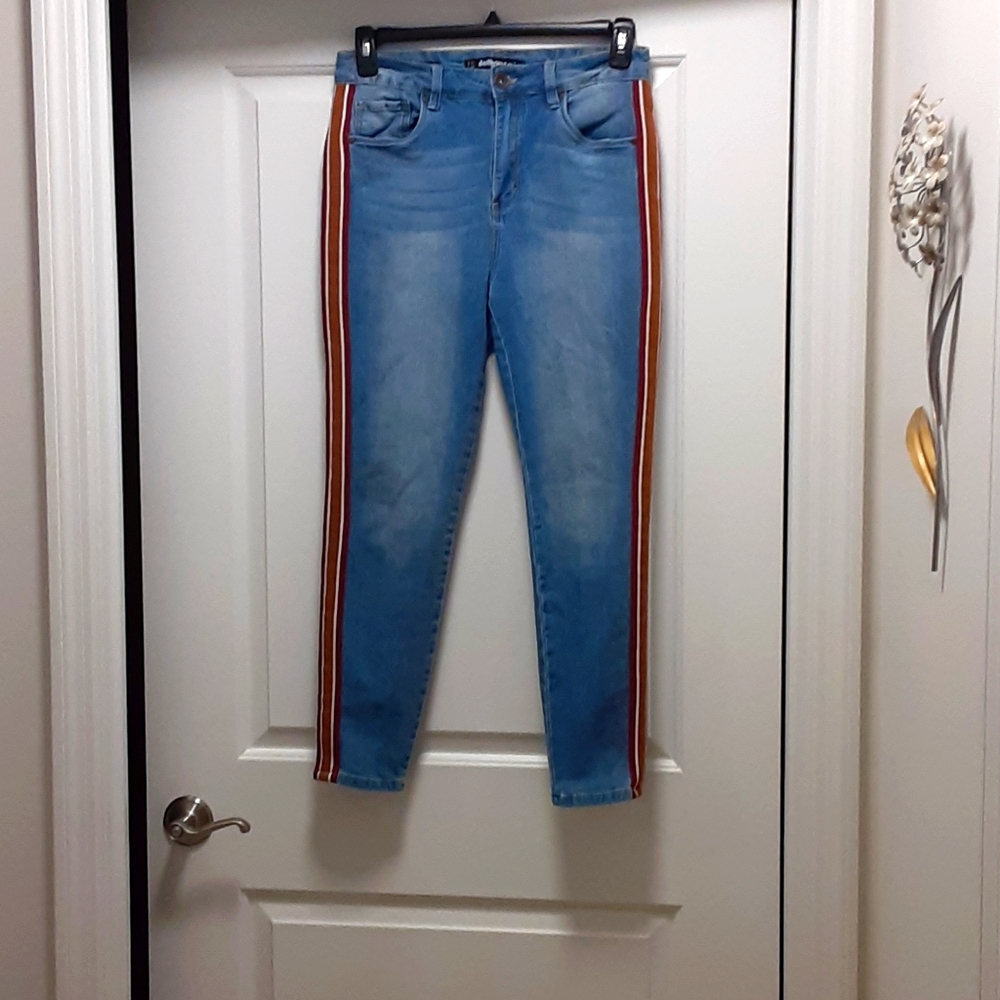 Dollhouse high waisted skinny Jean's with stripes - Picture 2 of 7